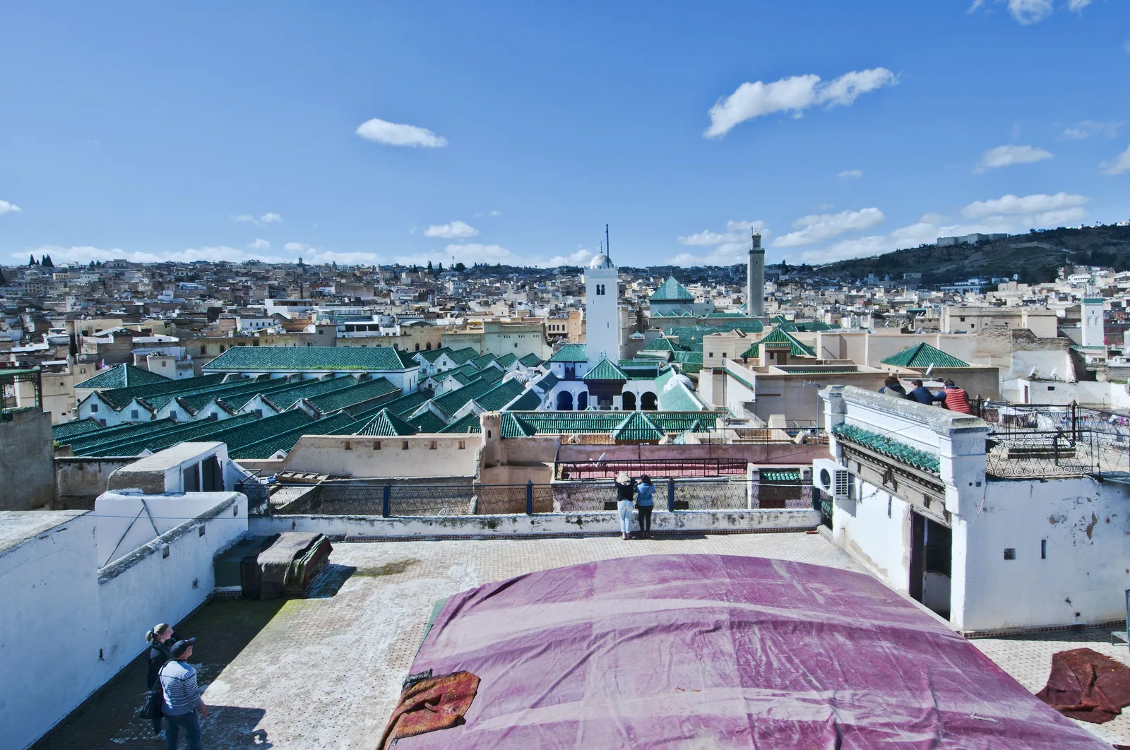 Panorama über die Dächer der Fès-Medina